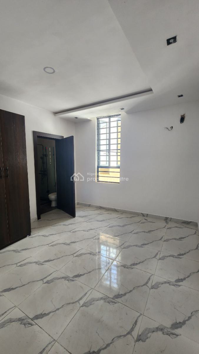 Delightful Exquisite Standard 3 Bedroom Luxury Apartment, Lekki Phase 1, Lekki, Lagos, Flat / Apartment for Rent