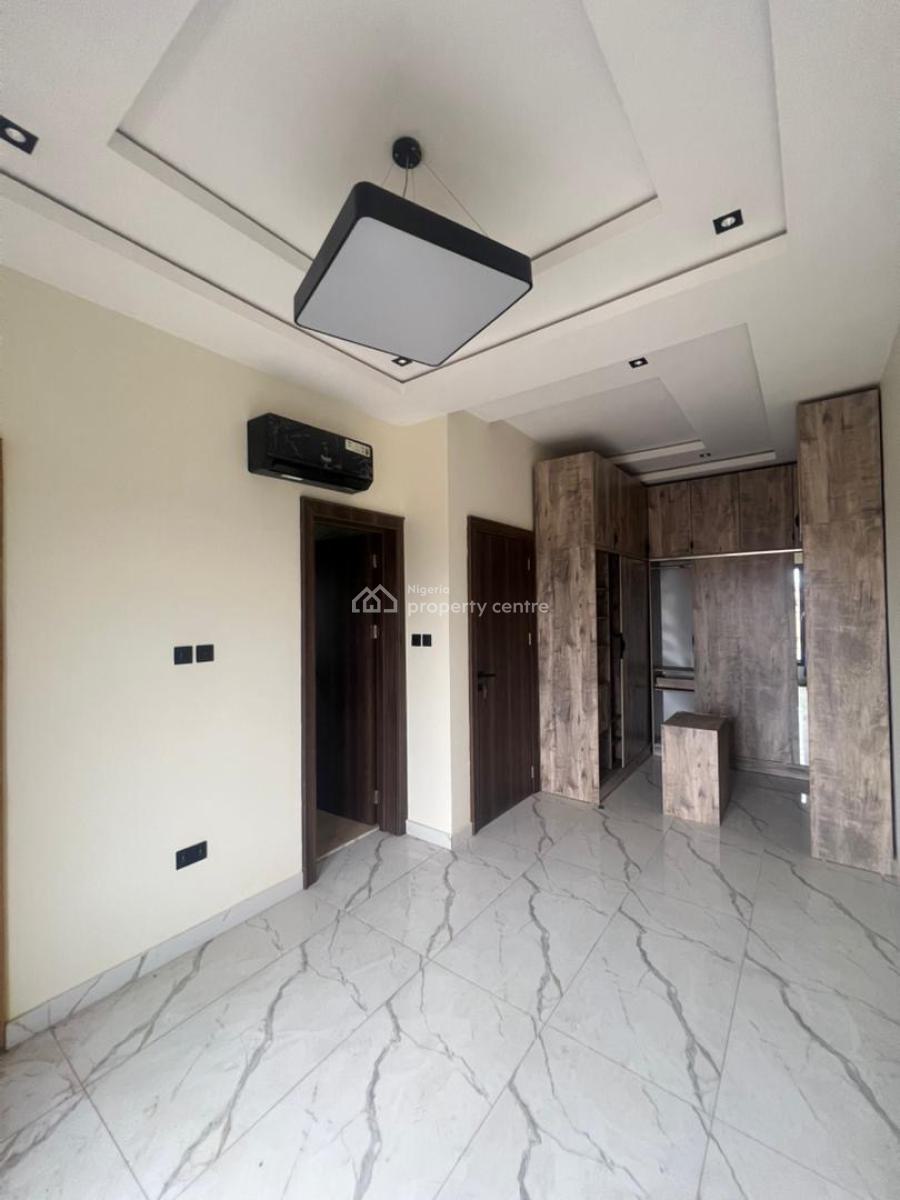 Spaciously Built 4-bedroom Semi Detached Duplex with Bq, Gra Phase 1, Magodo, Lagos, Semi-detached Duplex for Sale