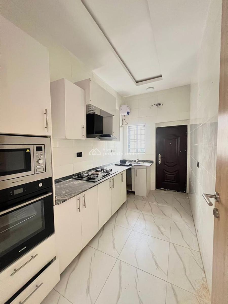 Well Finished 2 Bedroom Apartment with Swimming Pool in Ologolo, Ologolo, Lekki, Lagos, Flat / Apartment for Sale