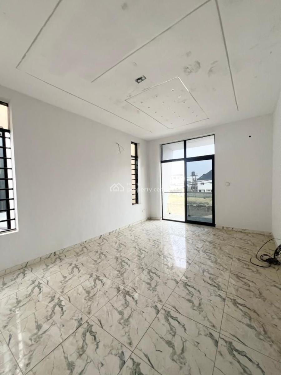 Exceptional 4bedroom with Bq, Ikota, Lekki, Lagos, Semi-detached Duplex for Sale