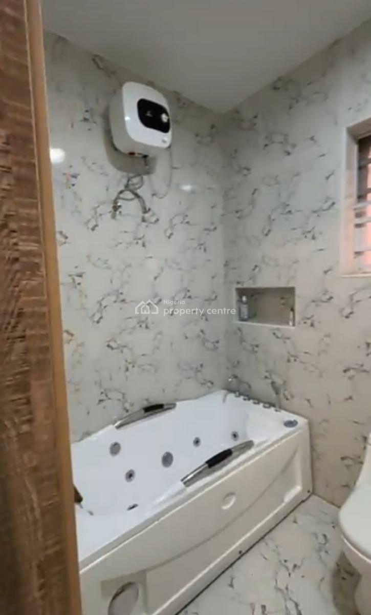 Upstairs Masters Bedroom Studio Apt with  Private Kitchen{ Video}, Van Daniels Estate Orchid Road, Lekki, Lagos, Self Contain (single Rooms) for Rent