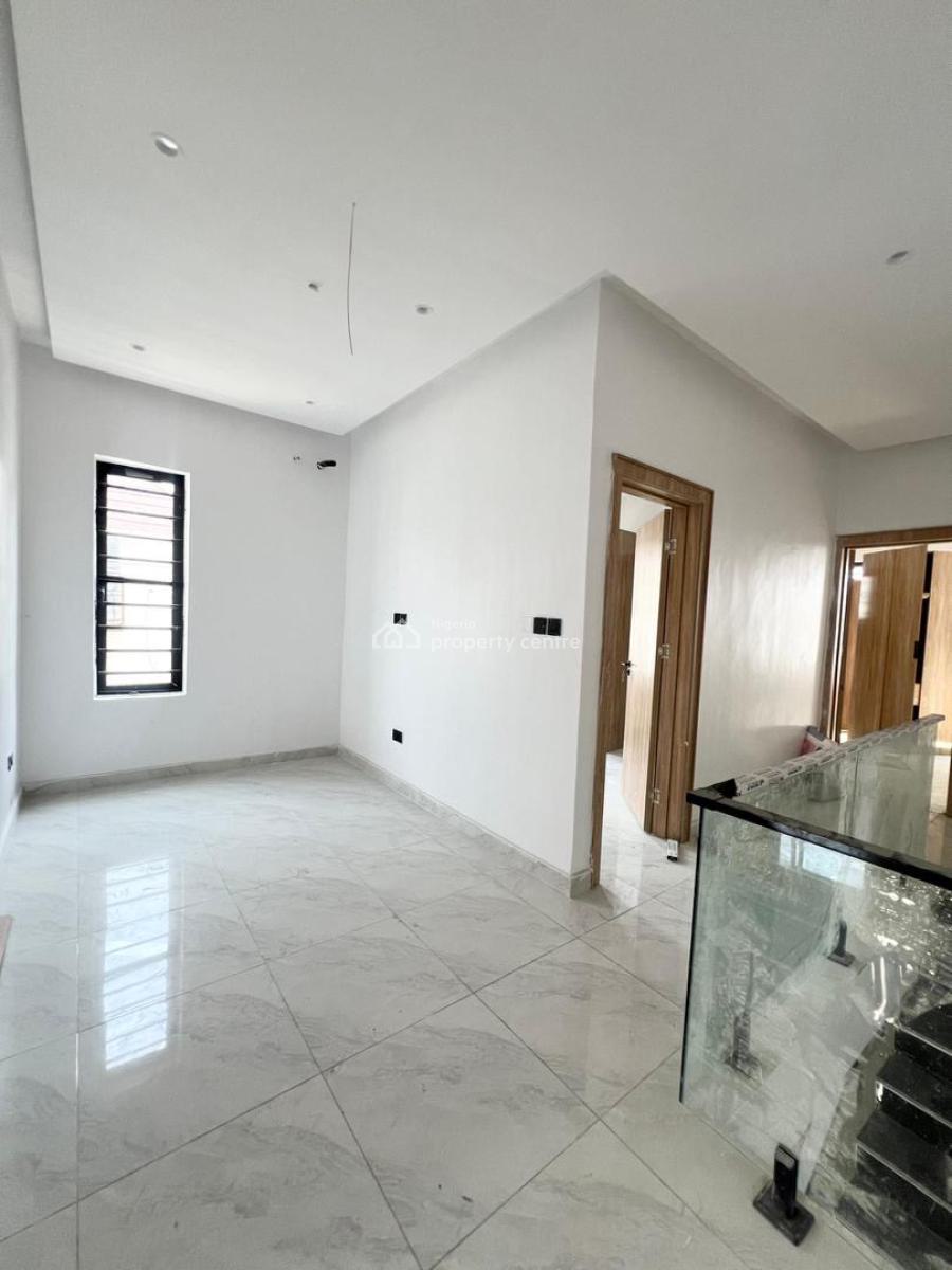 Unique 4bedroom Duplex with Bq, Chevron Lekki, Lekki, Lagos, Semi-detached Duplex for Sale