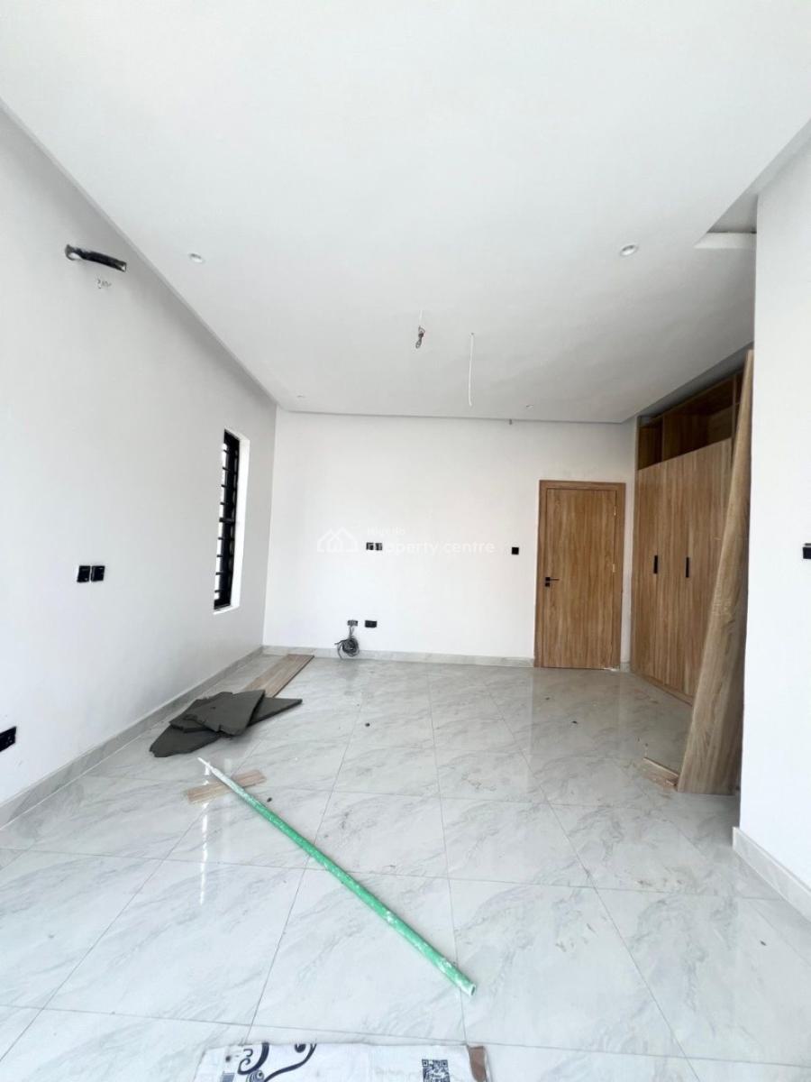 Unique 4bedroom Duplex with Bq, Chevron Lekki, Lekki, Lagos, Semi-detached Duplex for Sale