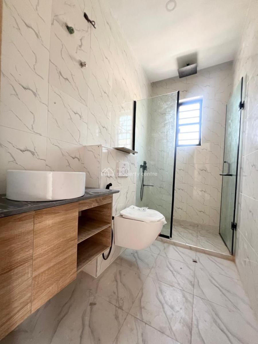 Unique 4bedroom Duplex with Bq, Chevron Lekki, Lekki, Lagos, Semi-detached Duplex for Sale