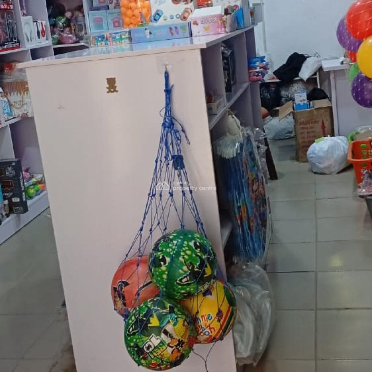 Shop Space on The Ground Floor, 3rd Avenue, Gwarinpa, Abuja, Shop for Rent