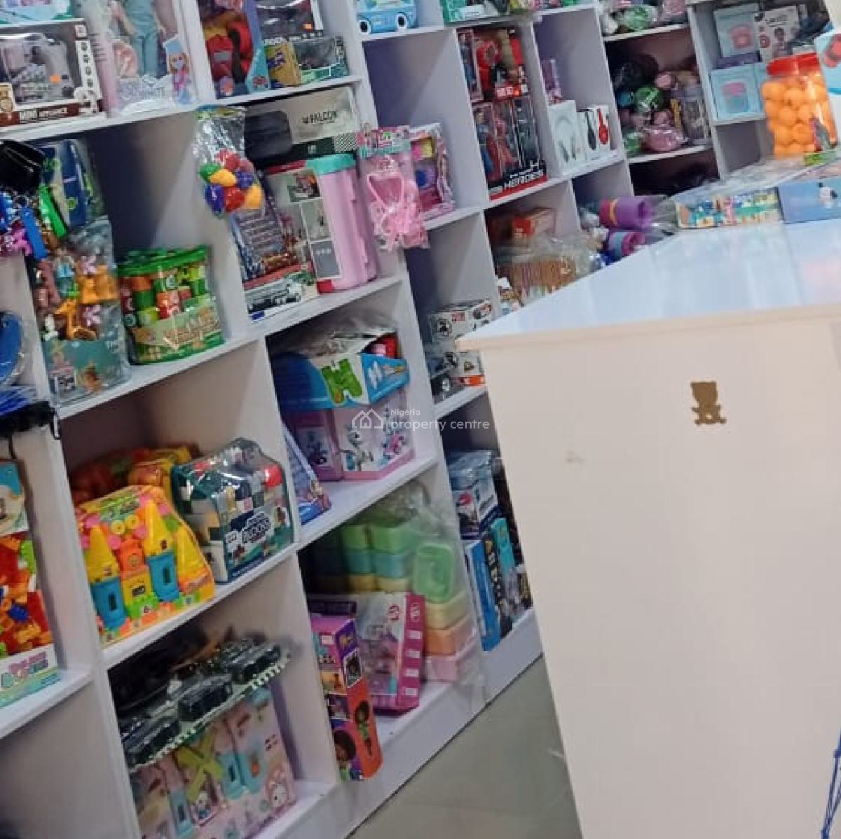 Shop Space on The Ground Floor, 3rd Avenue, Gwarinpa, Abuja, Shop for Rent