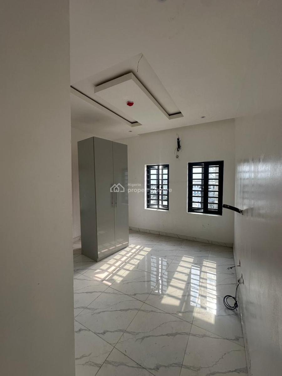 3 Bedroom Flat with Bq, Off Freedom Way Lekki Phase 1, Lekki Lagos, Lekki Phase 1, Lekki, Lagos, Flat / Apartment for Sale