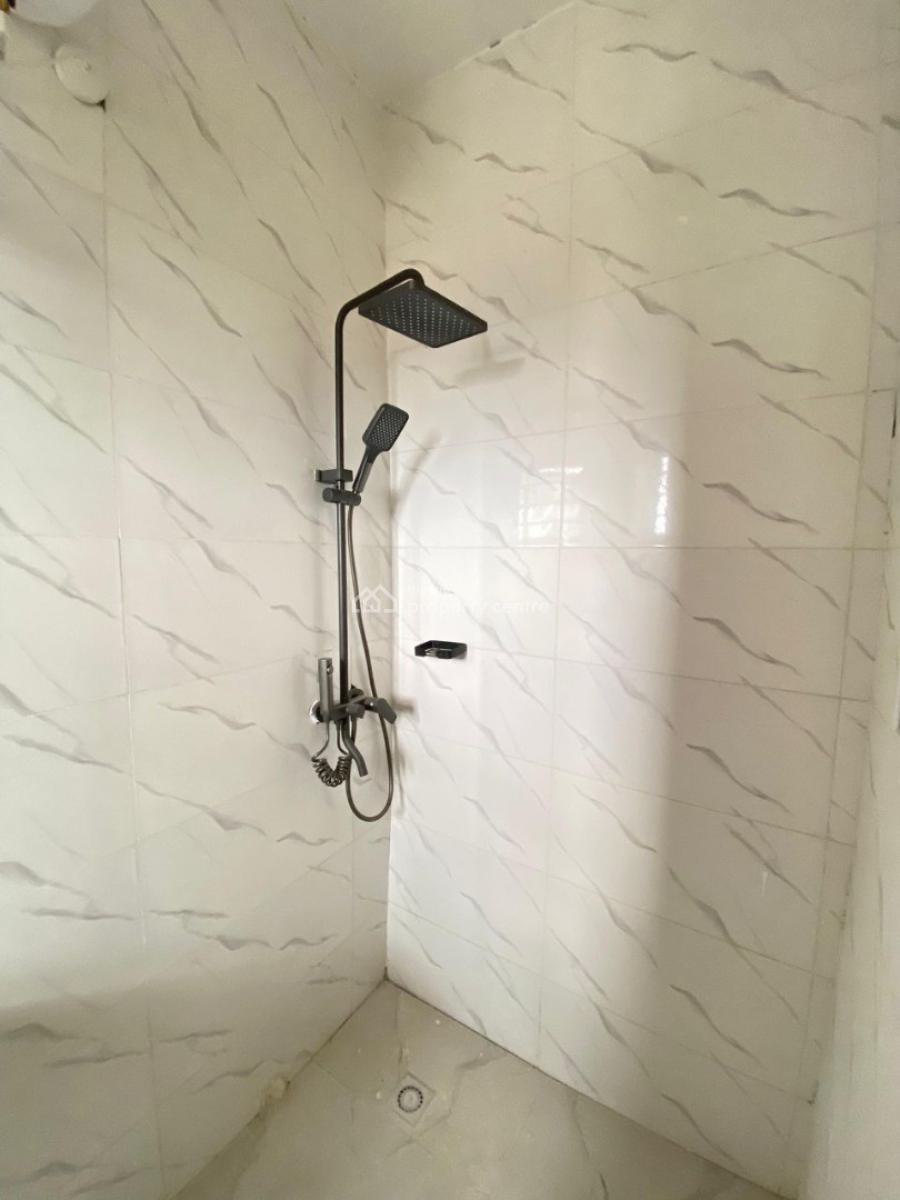 Exquisite 2 Bedroom Apartment, Chevron Axis, Igbo Efon, Lekki, Lagos, Flat / Apartment for Sale