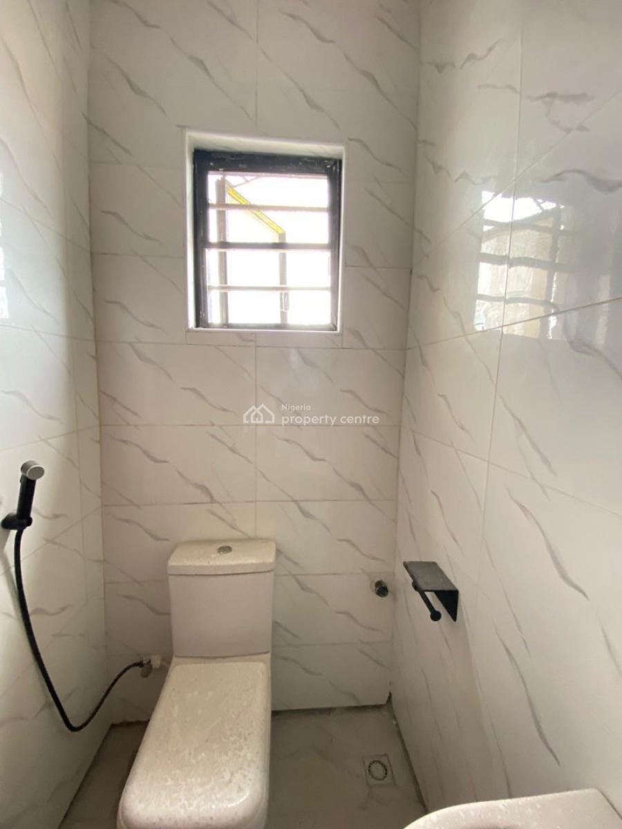 Exquisite 2 Bedroom Apartment, Chevron Axis, Igbo Efon, Lekki, Lagos, Flat / Apartment for Sale