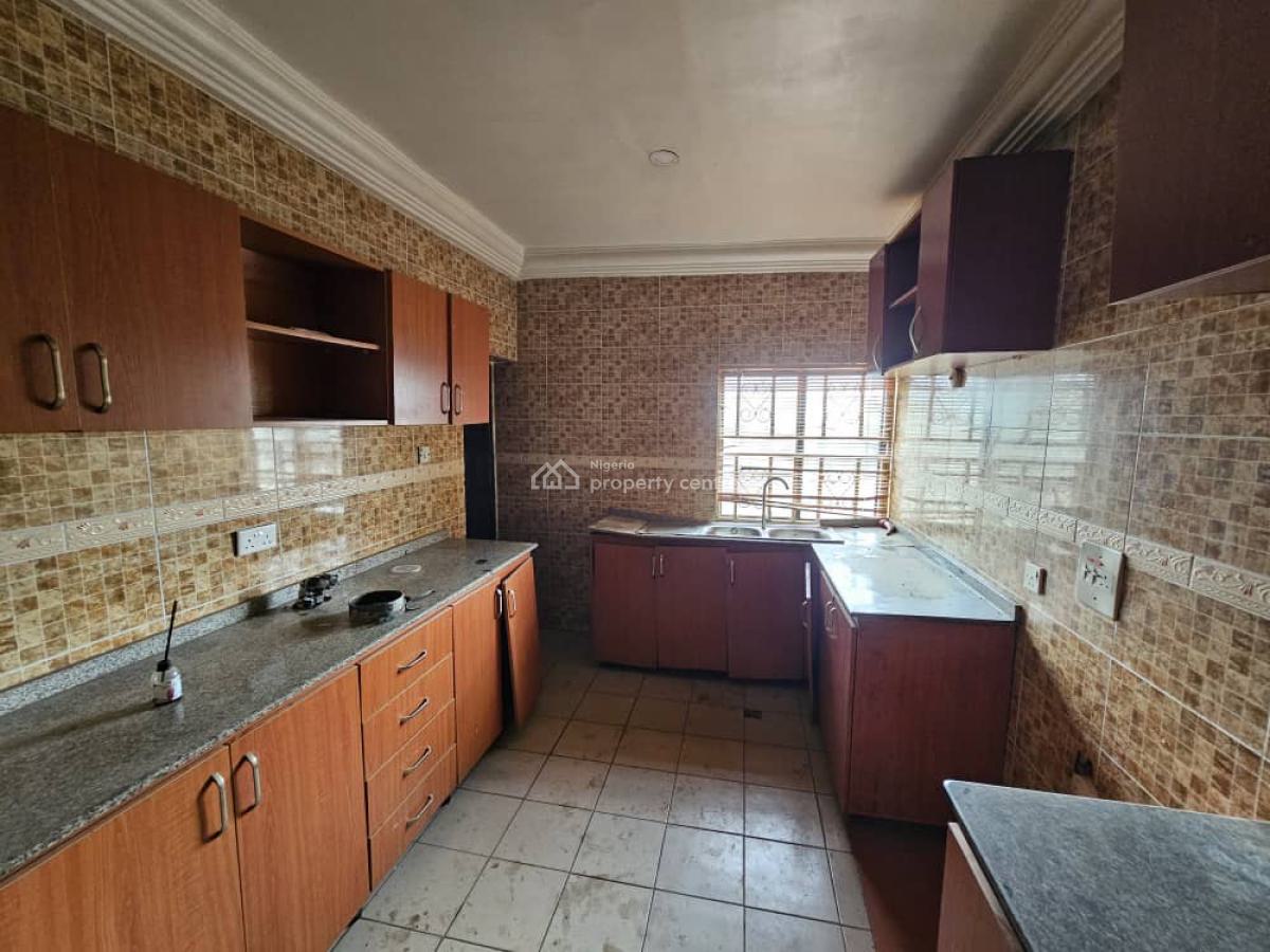 3 Bedroom Flat, Serene Environment, Wuse 2, Abuja, House for Rent