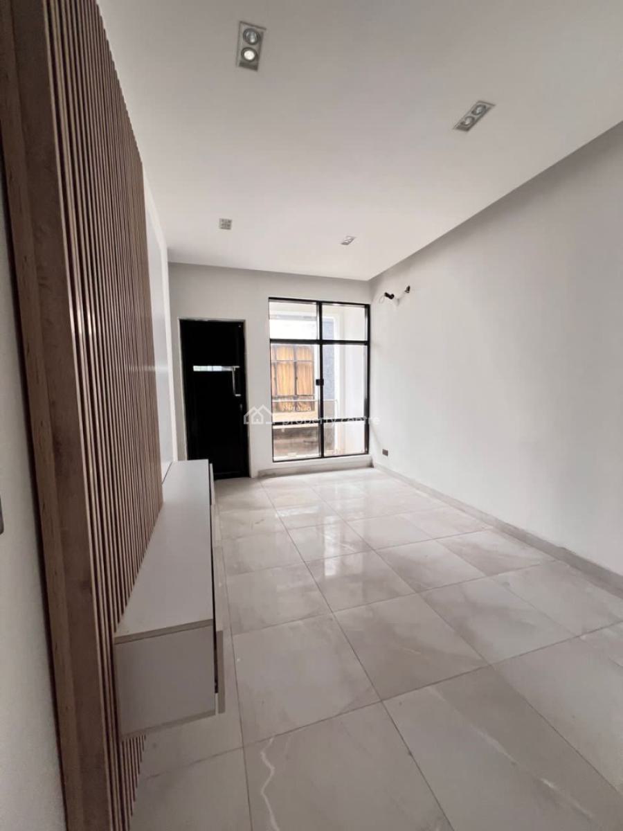 Well Maintained 4 Bedroom Semi Detached with Bq in a Prime Estate, Victoria Island (vi), Lagos, Semi-detached Duplex for Sale