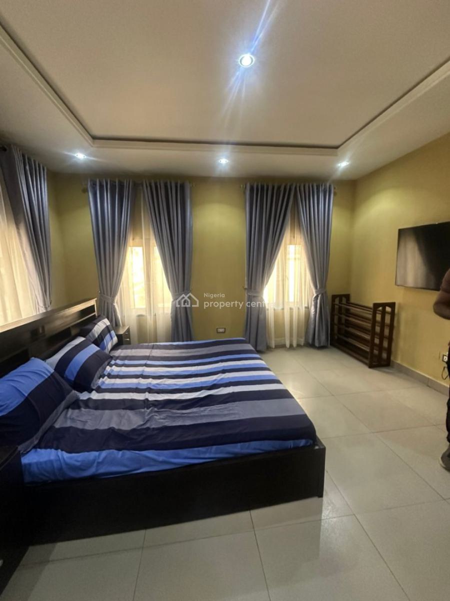 Fully Furnished and Service 2bed with a Bq, Dideolu Estate, Victoria Island (vi), Lagos, Flat / Apartment for Rent