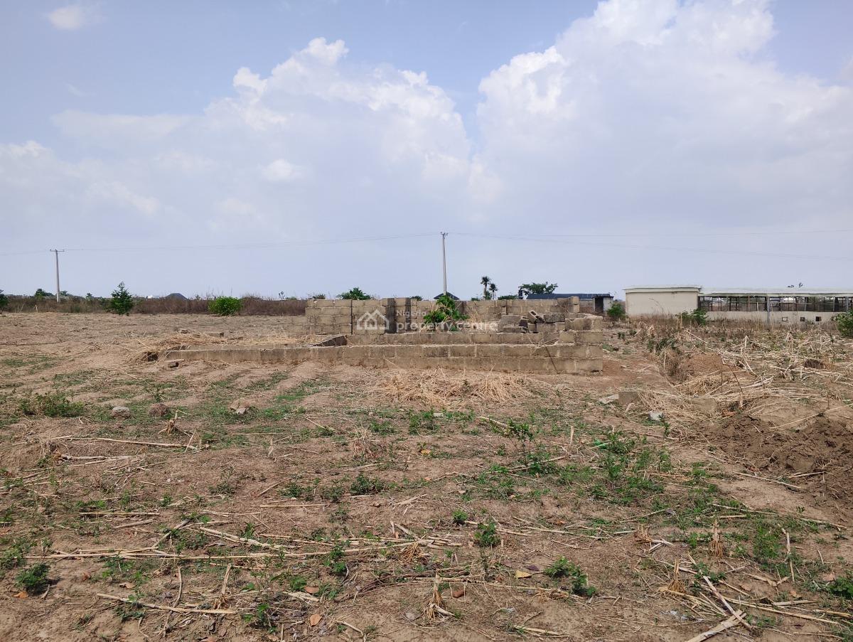 Plot with Structure, Agigaram Layout, Bwari, Abuja, Detached Bungalow for Sale