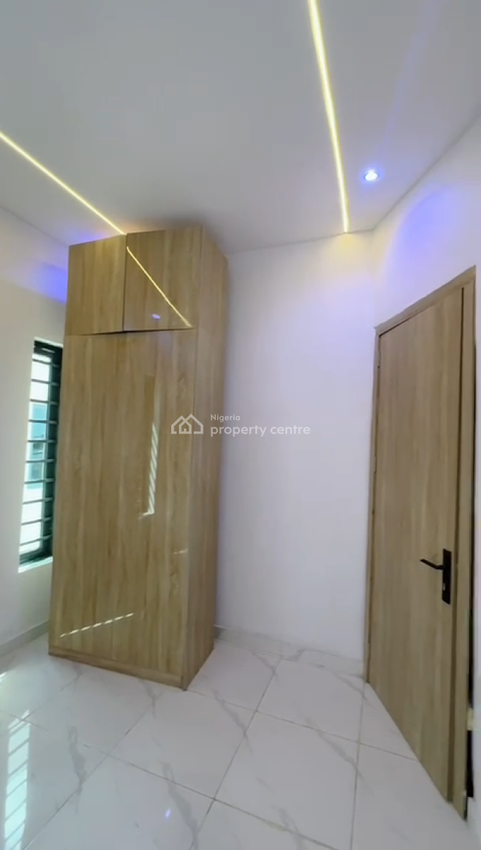 4 Bedroom Semi Detached, Around Abraham Adesanya. Lagos, Ajah, Lagos, Semi-detached Duplex for Sale