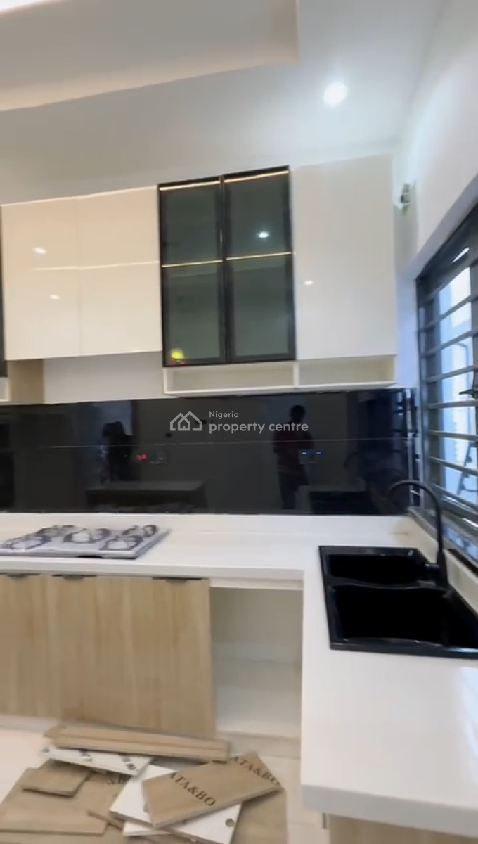 4 Bedroom Semi Detached, Around Abraham Adesanya. Lagos, Ajah, Lagos, Semi-detached Duplex for Sale