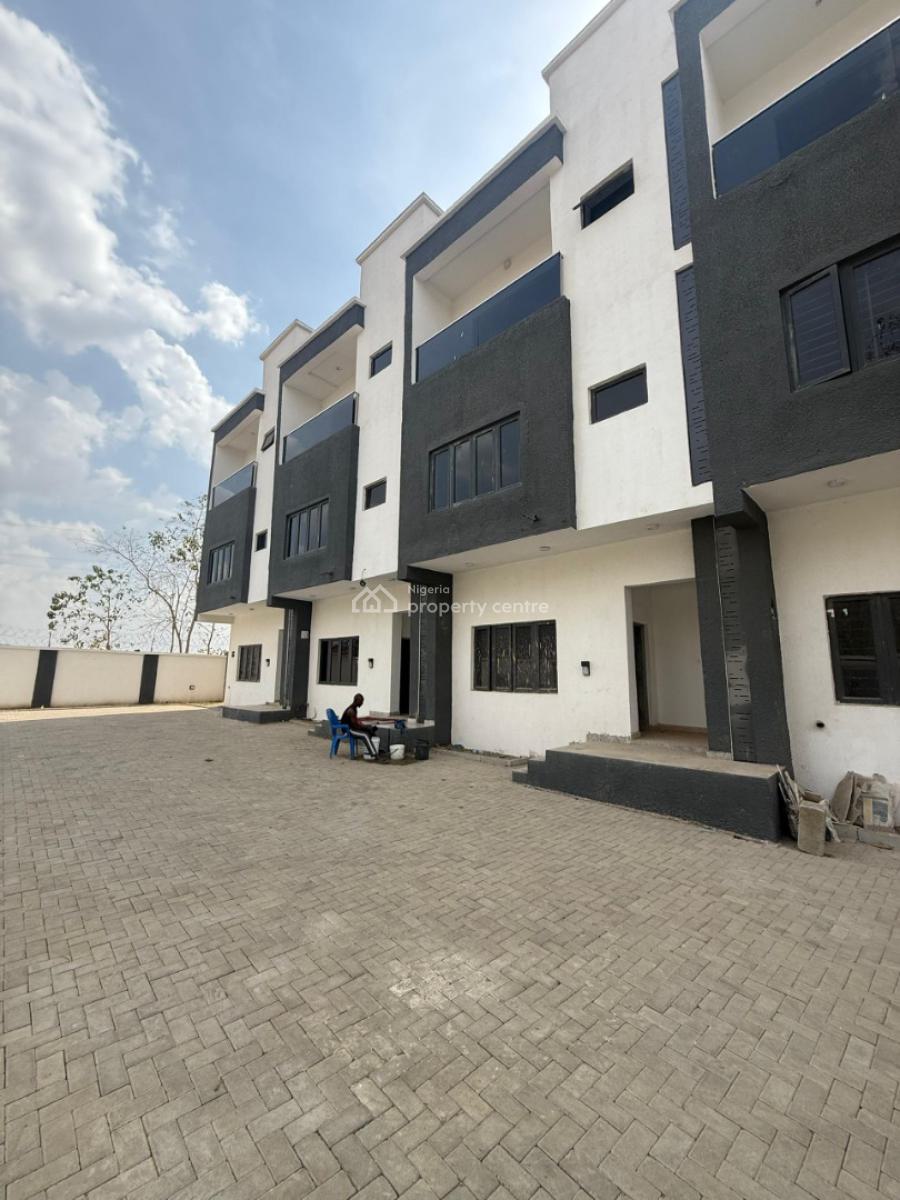 Newly Built Luxury 4-bedroom Terrace Duplex with Bq, Guzape District, Abuja, Terraced Duplex for Sale