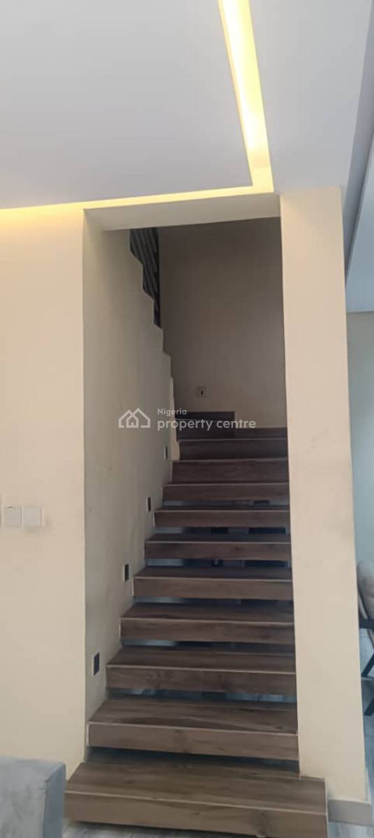 7 Years Old 4bedroom Semi Detached + Bq Inside, Okunpe(oasic) Estate, Maryland. ₦20m per, Maryland, Lagos, Semi-detached Duplex for Rent