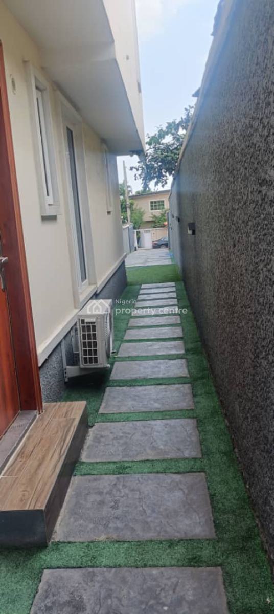 7 Years Old 4bedroom Semi Detached + Bq Inside, Okunpe(oasic) Estate, Maryland. ₦20m per, Maryland, Lagos, Semi-detached Duplex for Rent