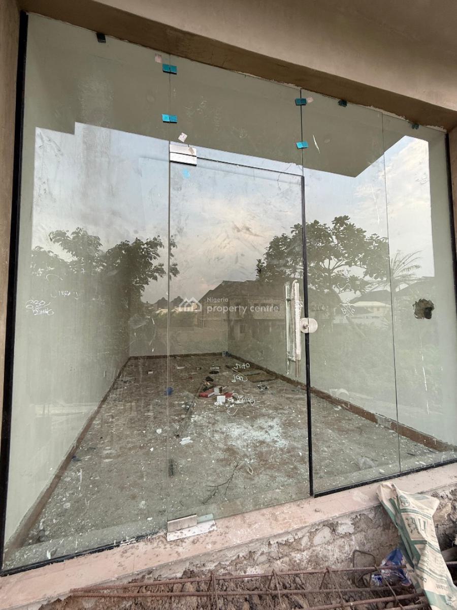 Massively Built 4 Bedrooms Semi Detached Penthouse Duplex, Kolapo Ishola Gra, Ibadan, Oyo, Semi-detached Duplex for Sale