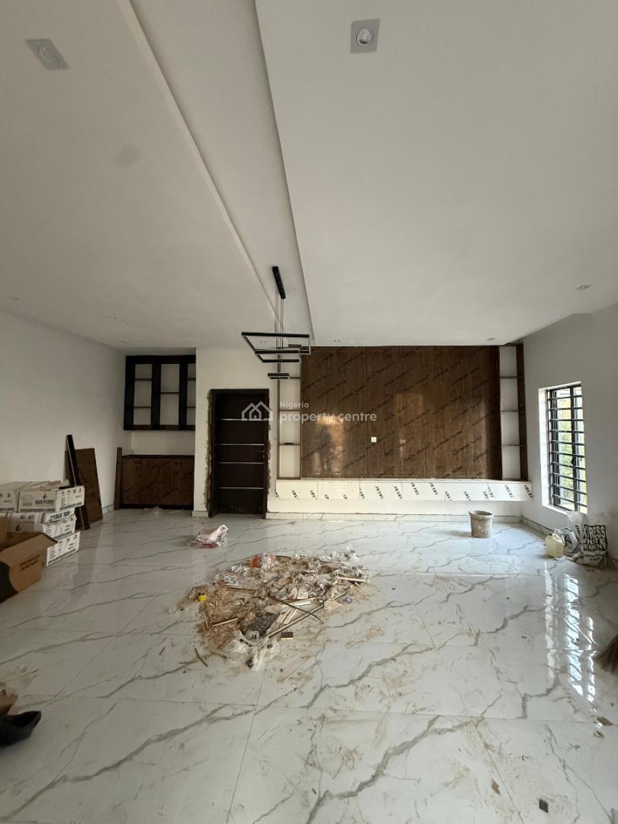 Massively Built 4 Bedrooms Semi Detached Penthouse Duplex, Kolapo Ishola Gra, Ibadan, Oyo, Semi-detached Duplex for Sale