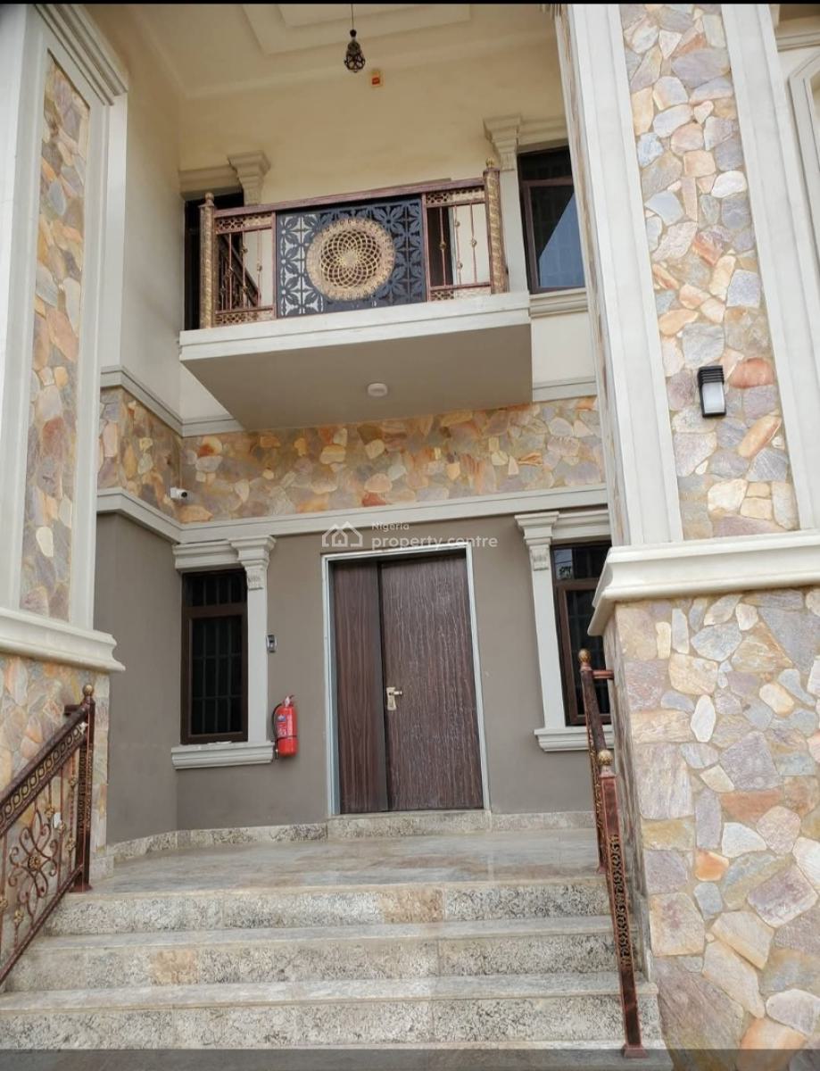 Luxury 5-bedroom Fully Detached Duplex, Guzape District, Abuja, Detached Duplex for Rent