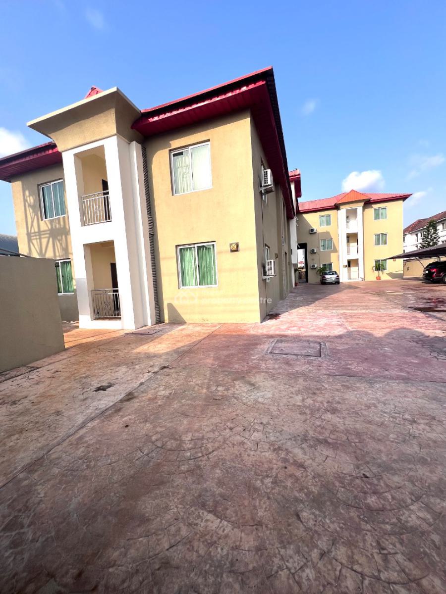 10units of Luxury 3 Bedroom Flats, Lekki Phase 1, Lekki, Lagos, Plaza / Complex / Mall for Sale