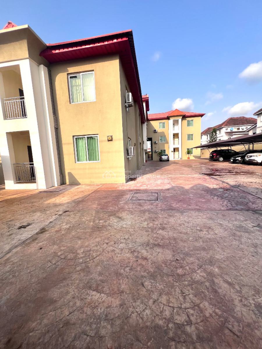 10units of Luxury 3 Bedroom Flats, Lekki Phase 1, Lekki, Lagos, Plaza / Complex / Mall for Sale