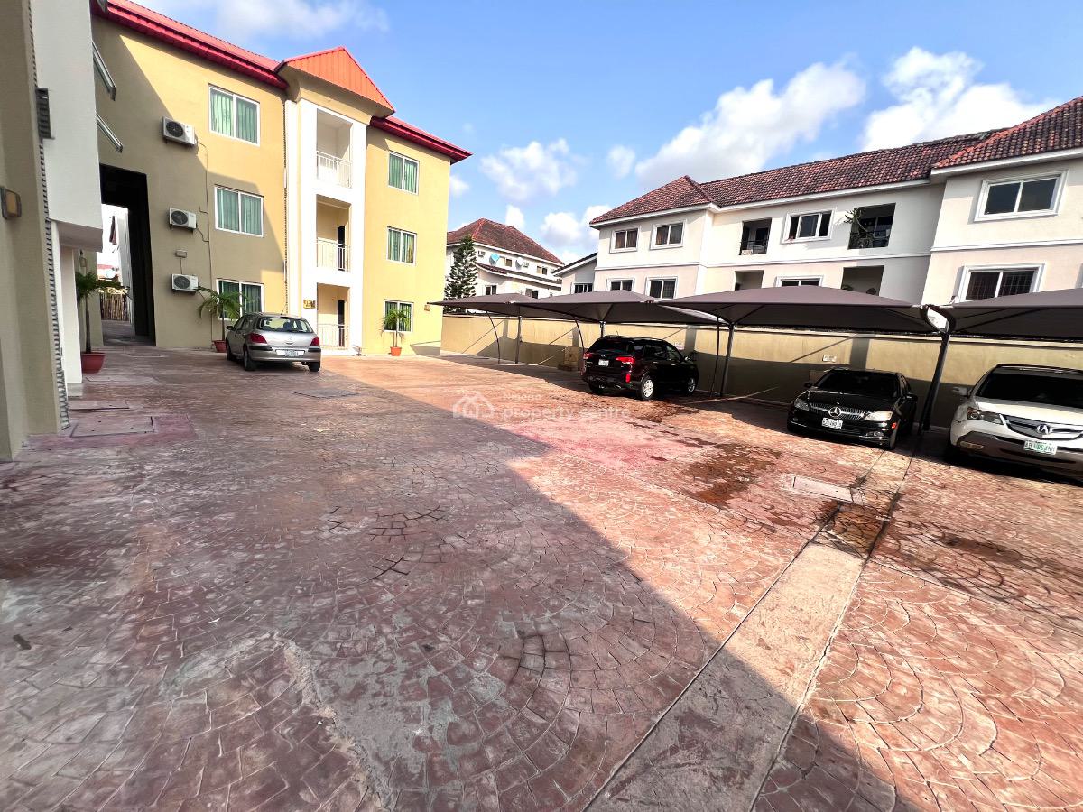 10units of Luxury 3 Bedroom Flats, Lekki Phase 1, Lekki, Lagos, Plaza / Complex / Mall for Sale