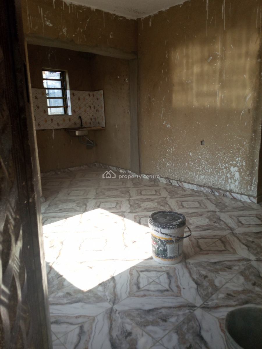 Newly Built Modern Miniflat in a Serene and Gated Area Very Accessible, Onike, Yaba, Lagos, Mini Flat (room and Parlour) for Rent