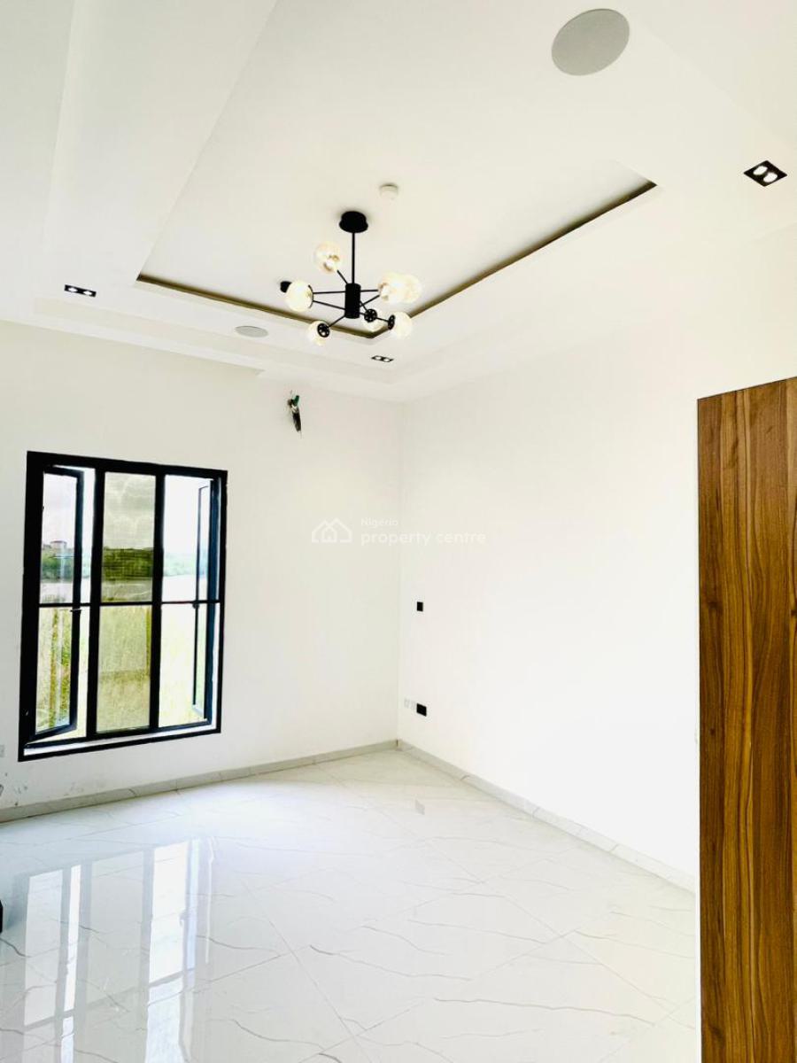Luxury 6 Bedroom Duplex, Northern Foreshore Estate Chevron, Lekki, Lagos, Detached Duplex for Sale
