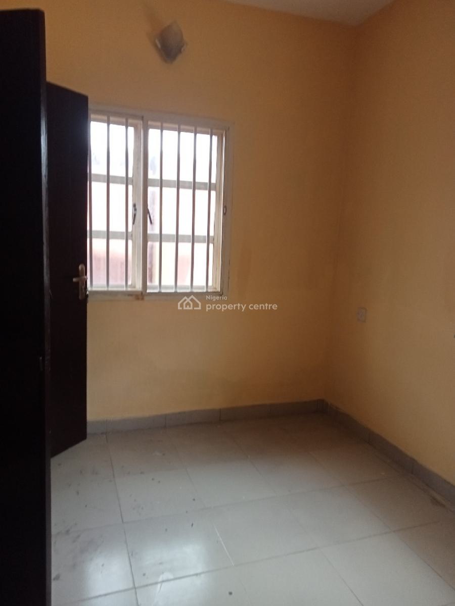 Lovely Ground Floor 3 Bedroom Apartment (ensuite), Abule Egba, Abule Egba, Agege, Lagos, Flat / Apartment for Rent