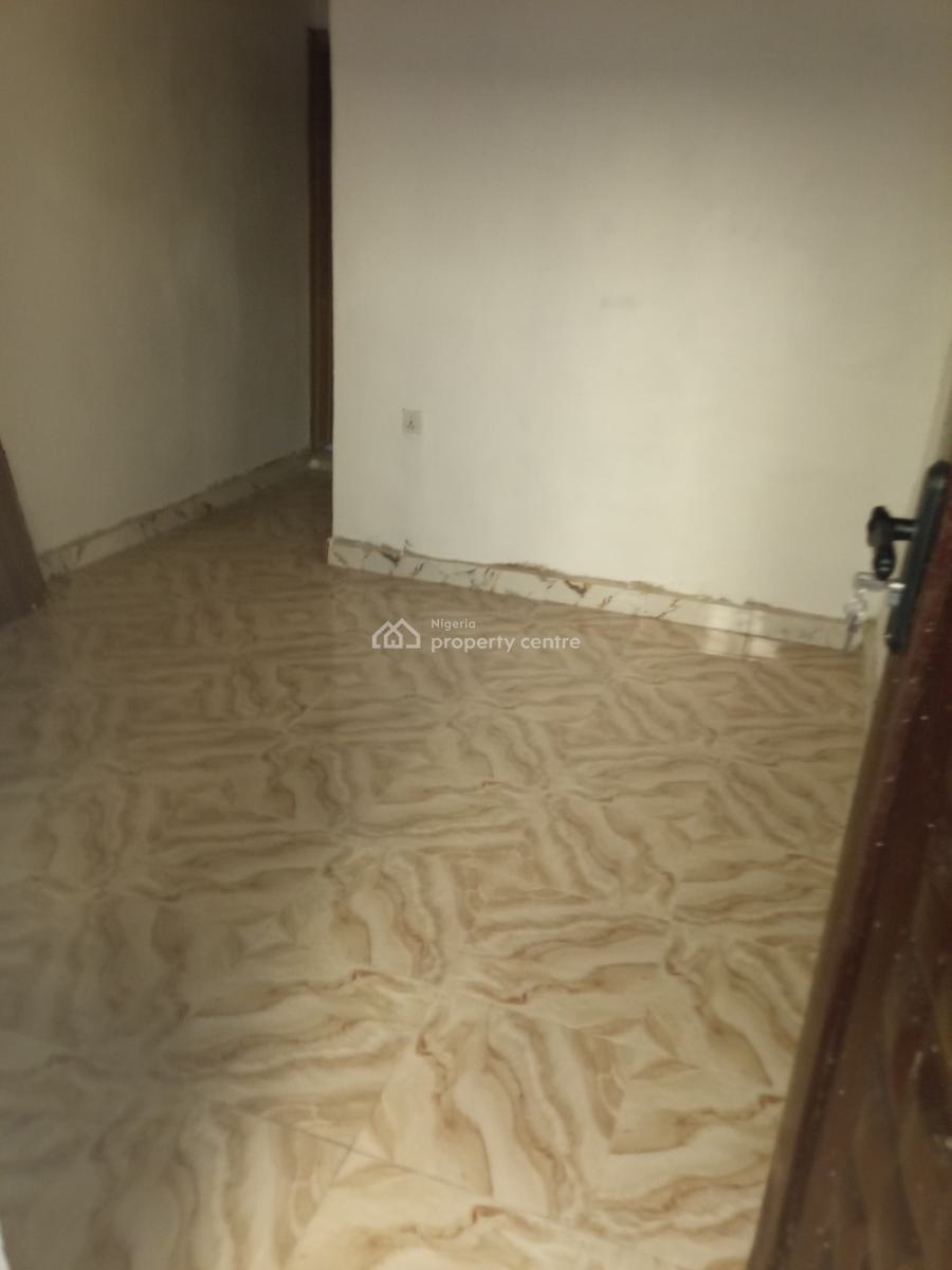 Newly Built Spacious Miniflat Pay and Move, Apata, Shomolu, Lagos, Mini Flat (room and Parlour) for Rent