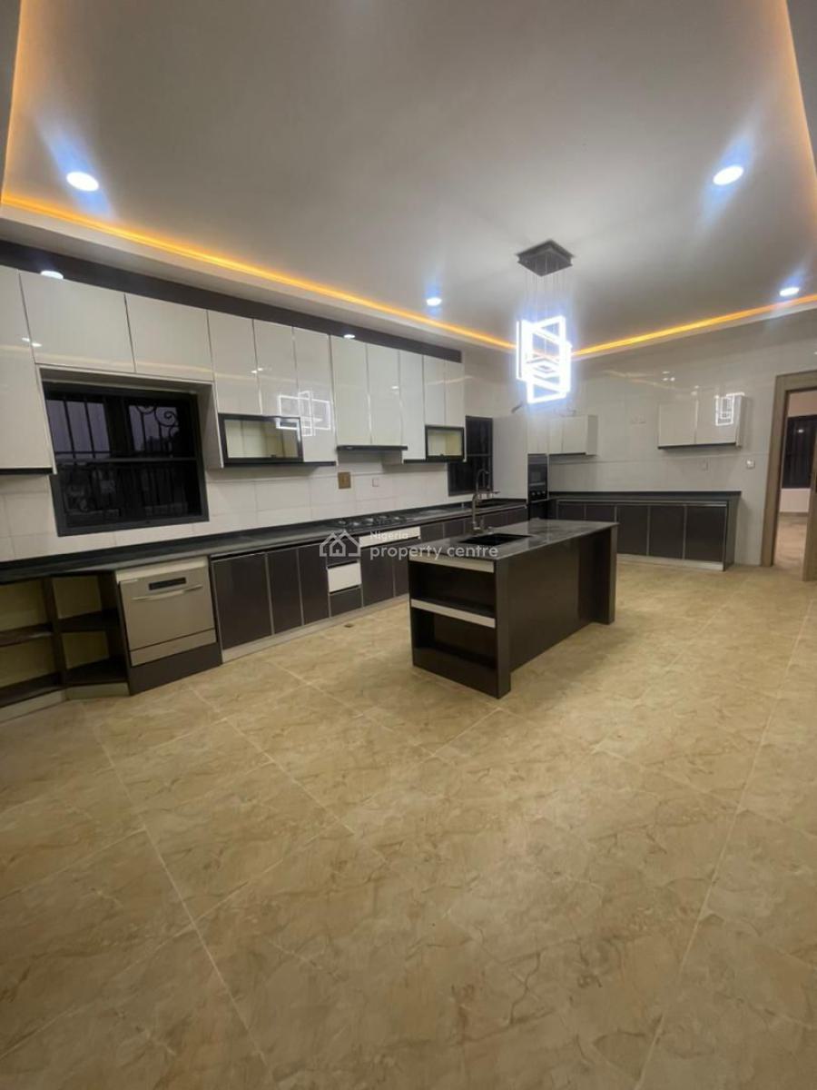 7 Bedroom Mansion with Bq and Swimming Pool, Asokoro District, Abuja, Detached Duplex for Sale