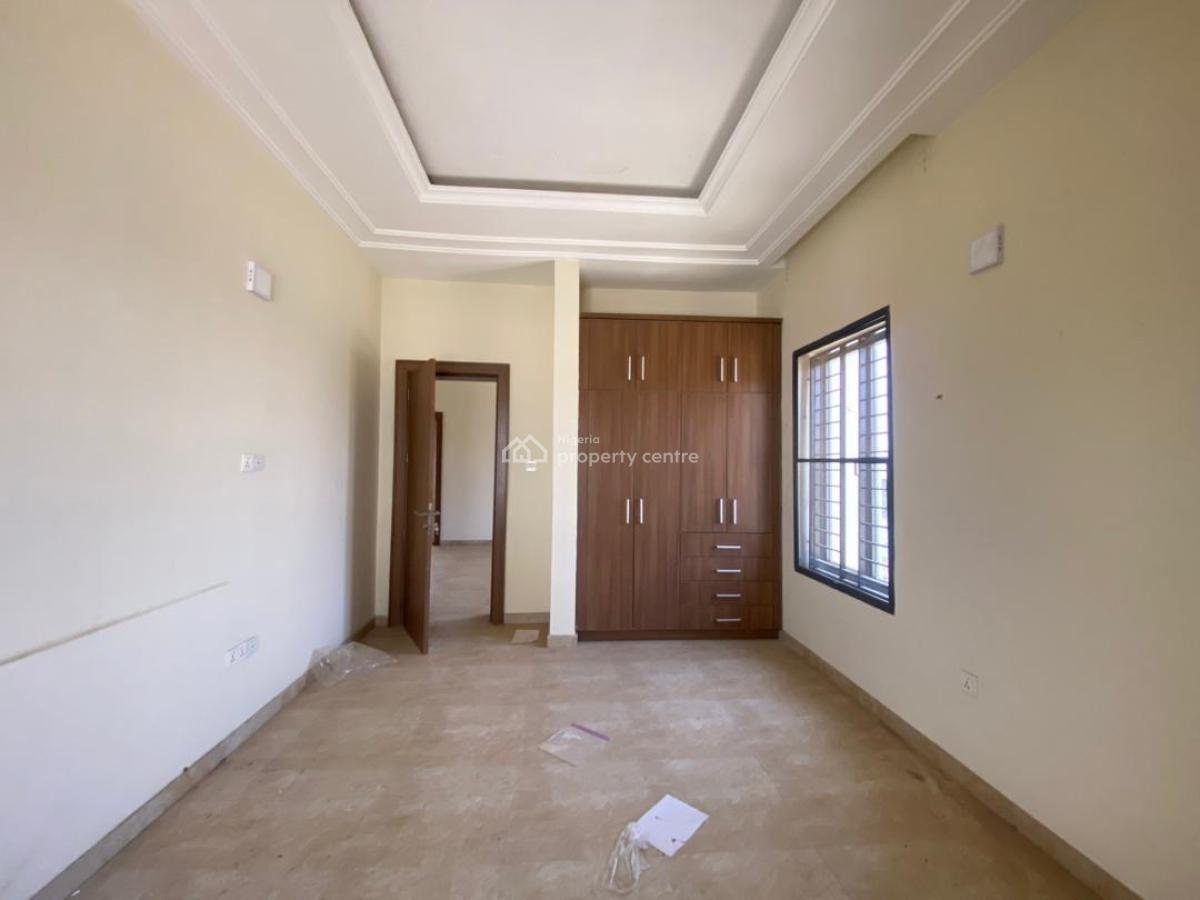 Massive 6-bedroom Fully Detached Duplex Located in Asokoro., Asokoro District, Abuja, Detached Duplex for Rent