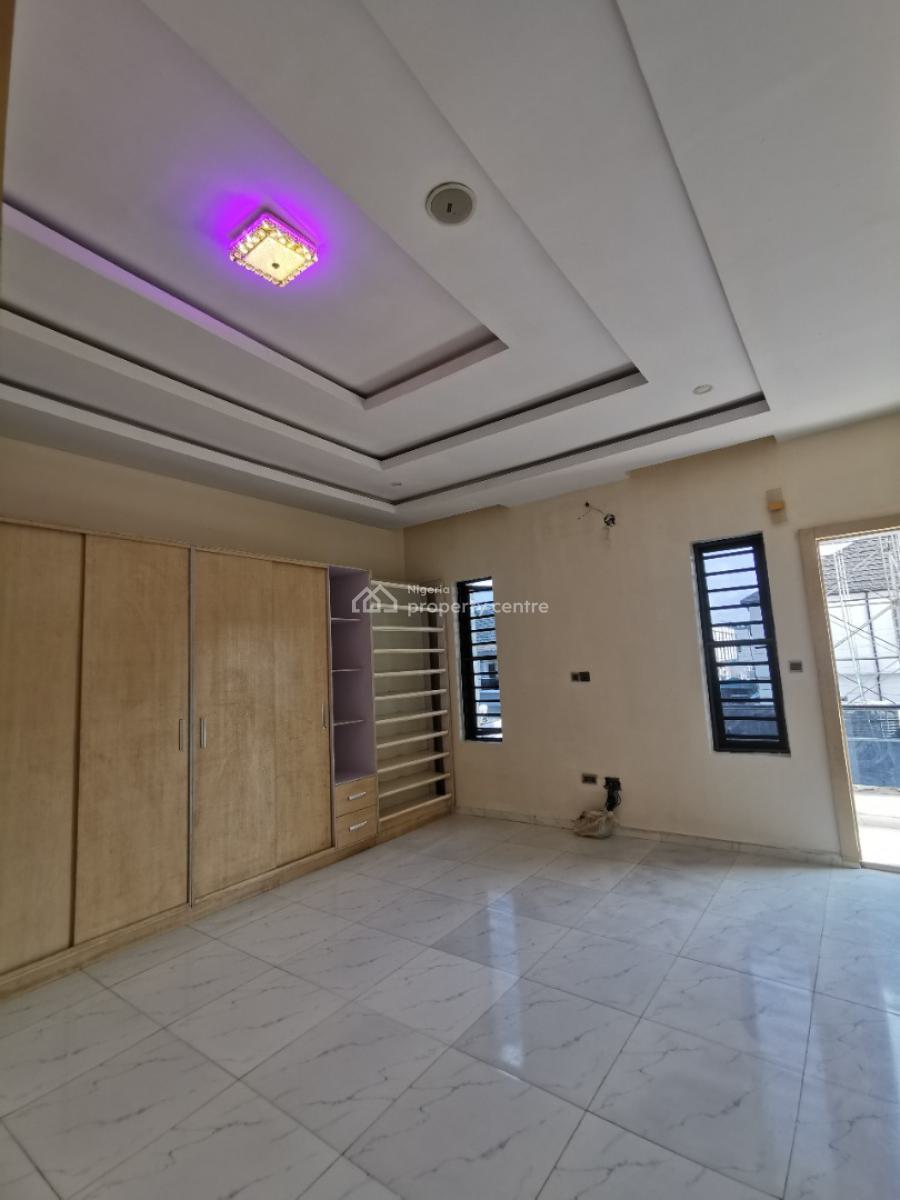 Spacious Classy Master Bedroom in a Shared Apartment, Ikota Gra Estate, Ikota Lekki Lagos, Ikota, Lekki, Lagos, Flat / Apartment for Rent
