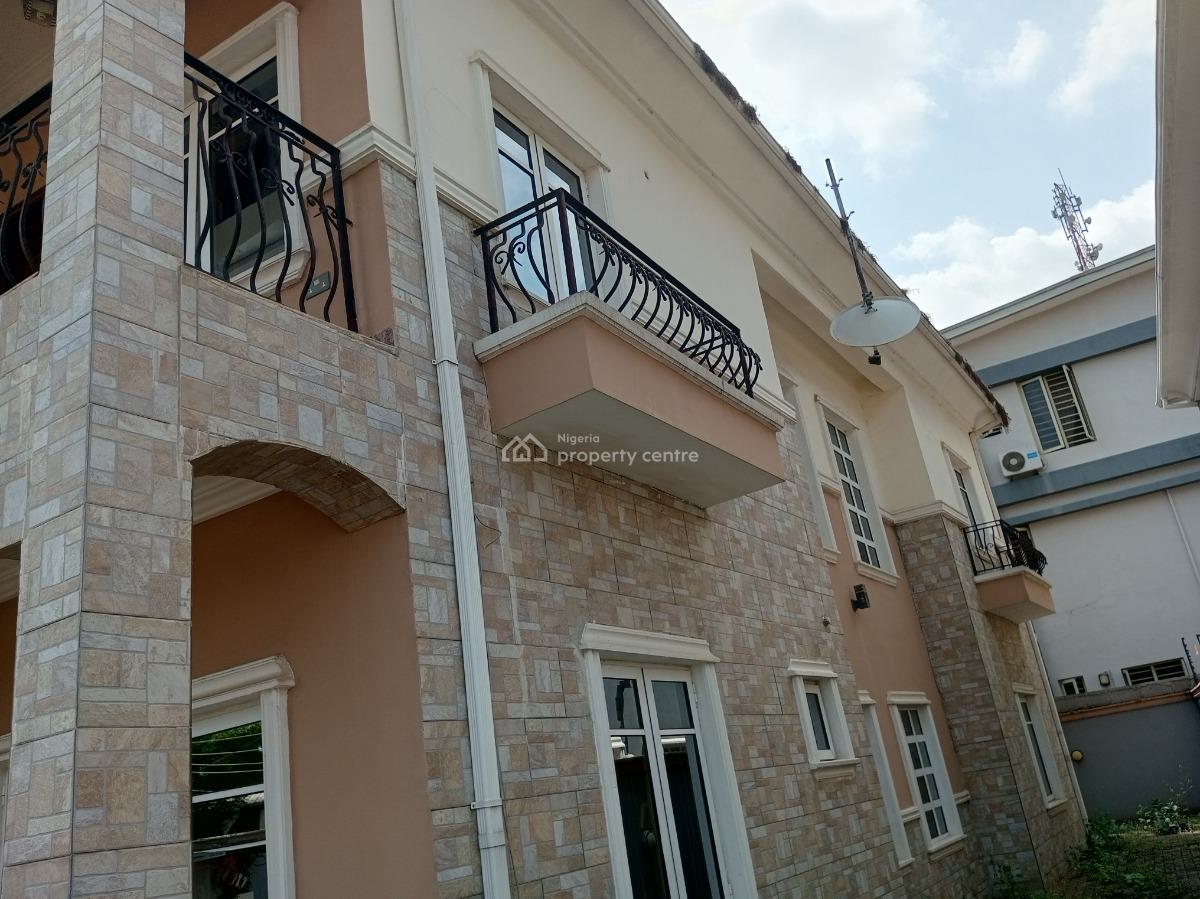 4 Bedroom Detached Duplex in a Very Nice Location at Sobo Arobiodu, Sobo Arobiodu, Ikeja Gra Lagos., Ikeja Gra, Ikeja, Lagos, Detached Duplex for Sale