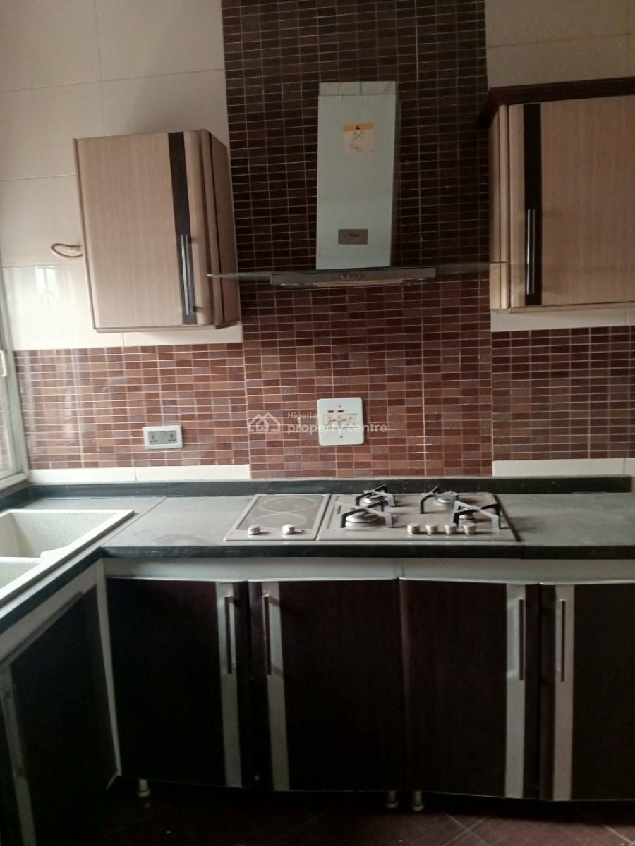 4 Bedroom Detached Duplex in a Very Nice Location at Sobo Arobiodu, Sobo Arobiodu, Ikeja Gra Lagos., Ikeja Gra, Ikeja, Lagos, Detached Duplex for Sale