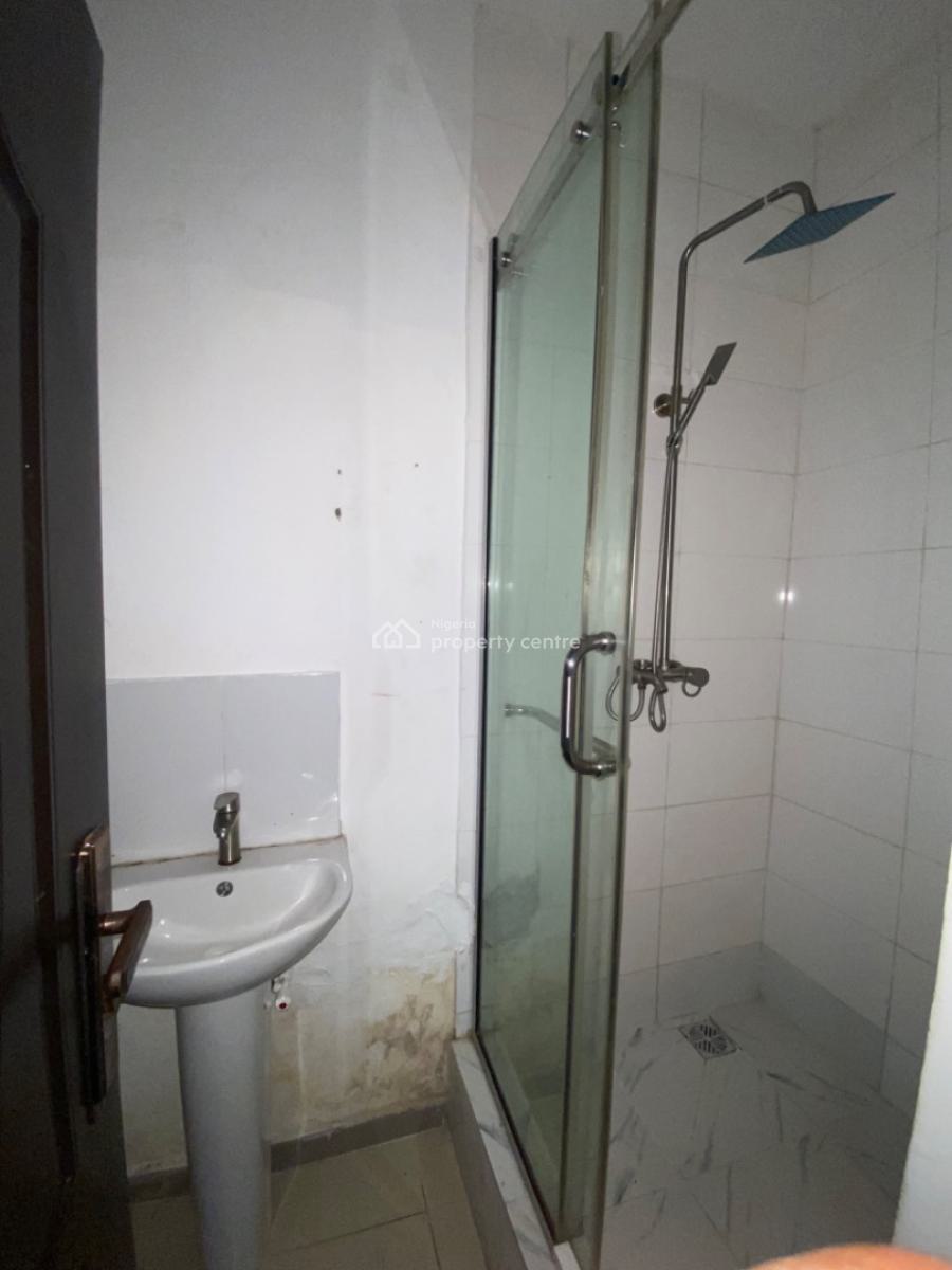 Clean 2 Bedroom Apartment, Behind Around Blenco, Sangotedo, Ajah, Lagos, Flat / Apartment for Rent