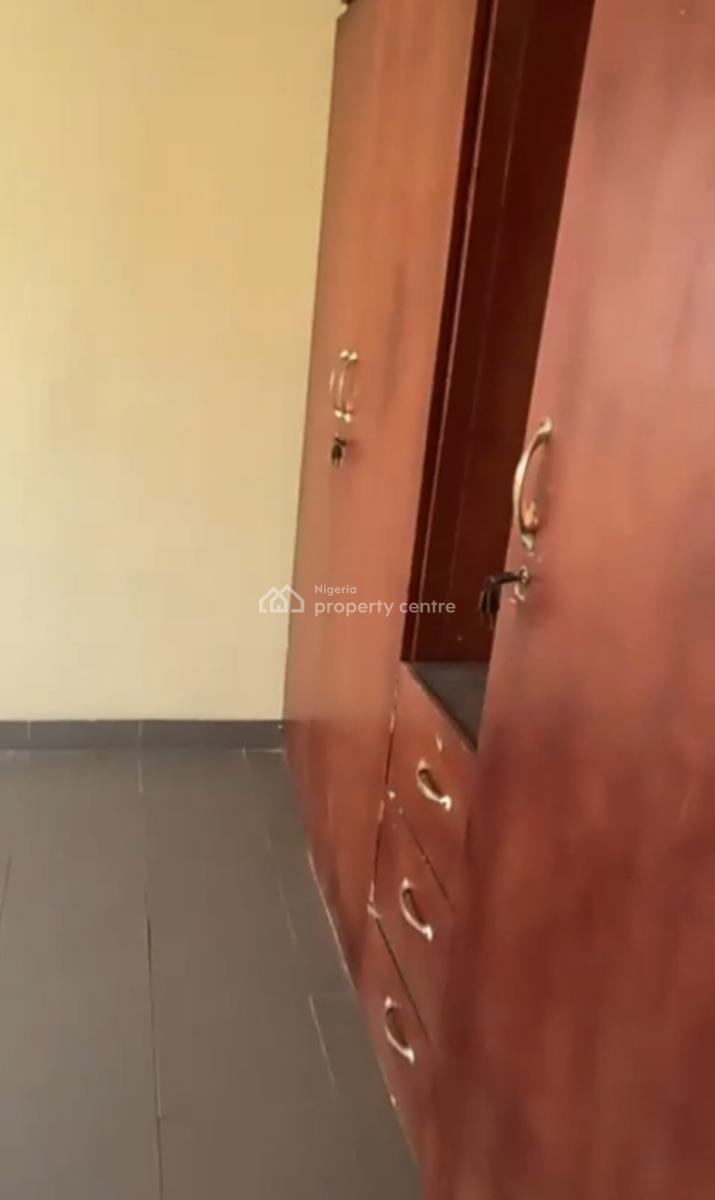 Well Built 3 Bedroom Apartment  at Budo Peninsula { Video}, Budo Peninsula Estate, Ajah, Lagos, Flat / Apartment for Rent