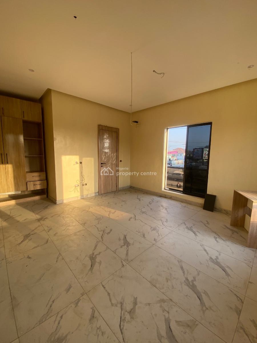 High Value Offer of 7bedroom Semi Detached Duplex with Great City View, Facing Major Road Off Admiralty Way, Lekki Phase 1, Lekki, Lagos, Semi-detached Duplex for Sale