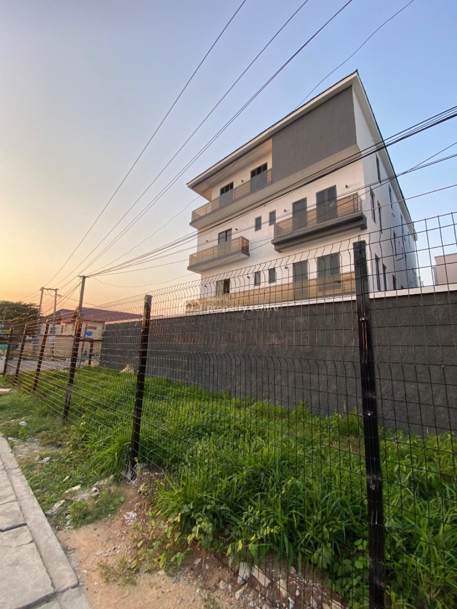 High Value Offer of 7bedroom Semi Detached Duplex with Great City View, Facing Major Road Off Admiralty Way, Lekki Phase 1, Lekki, Lagos, Semi-detached Duplex for Sale