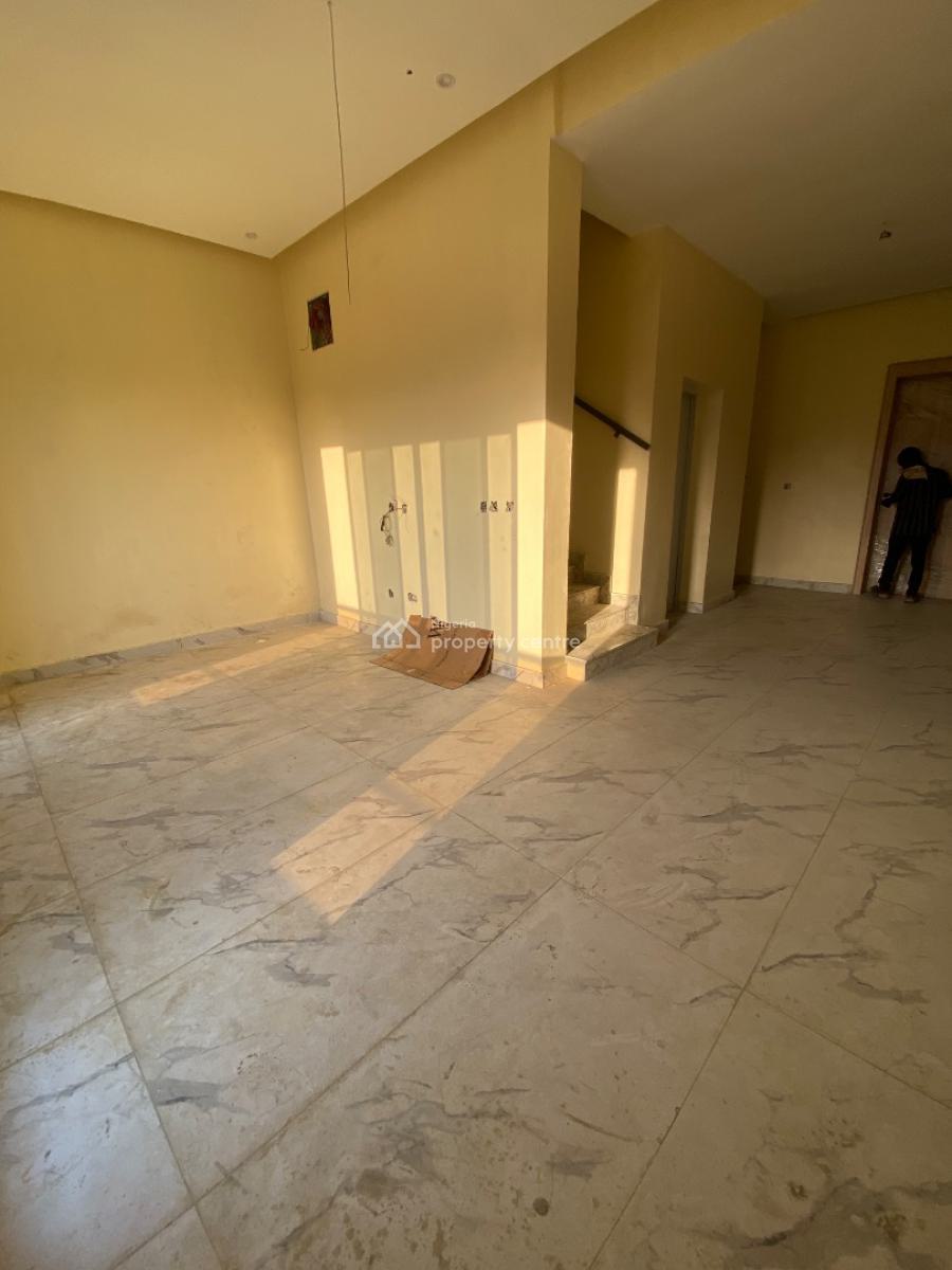 High Value Offer of 7bedroom Semi Detached Duplex with Great City View, Facing Major Road Off Admiralty Way, Lekki Phase 1, Lekki, Lagos, Semi-detached Duplex for Sale