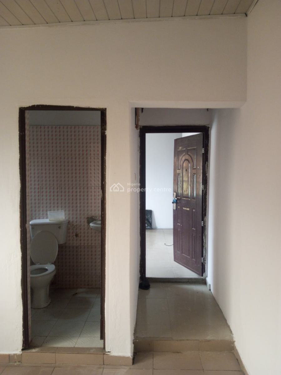 Newly Renovated Miniflat Upstairs in an Estate, Badore, Ajah, Lagos, Mini Flat (room and Parlour) for Rent