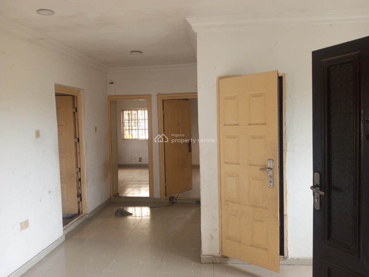 Clean 2bed Flat Upstairs in a Well Secured Estate, Badore, Ajah, Lagos, Flat / Apartment for Rent