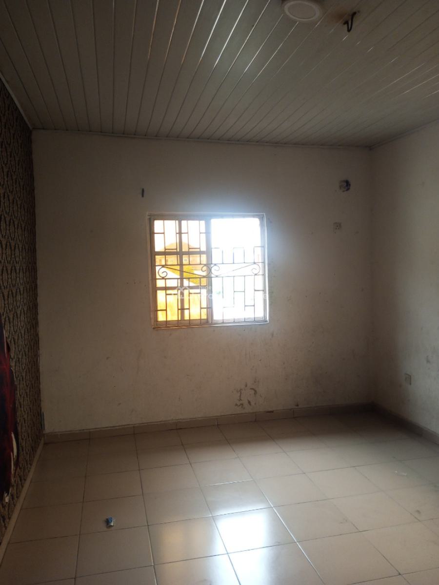 Clean 2bed Flat Upstairs in a Well Secured Estate, Badore, Ajah, Lagos, Flat / Apartment for Rent