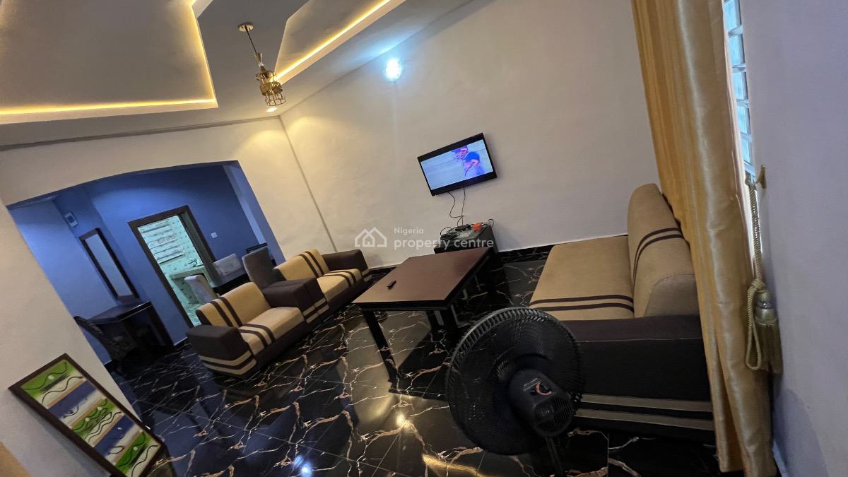 2 Bedroom Apartment, 54 Akinwunmi Street  Ejigbo Isolo Lagos, Isolo, Lagos, Flat / Apartment Short Let