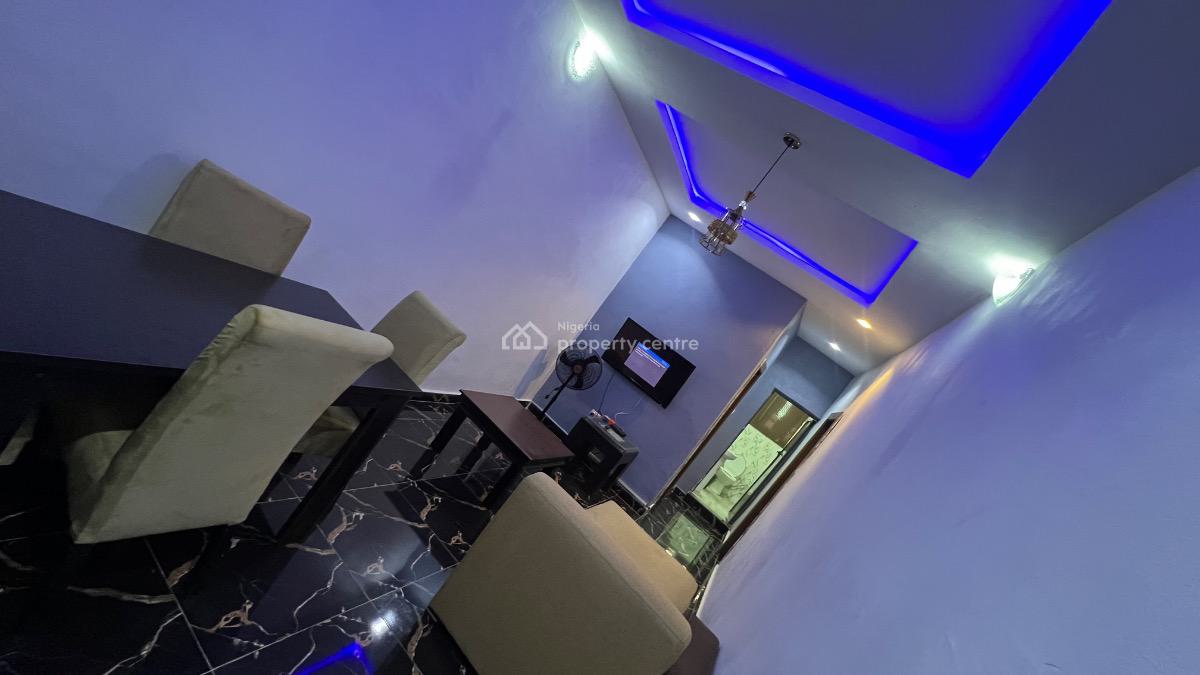 2 Bedroom Apartment, 54 Akinwunmi Street  Ejigbo Isolo Lagos, Isolo, Lagos, Flat / Apartment Short Let
