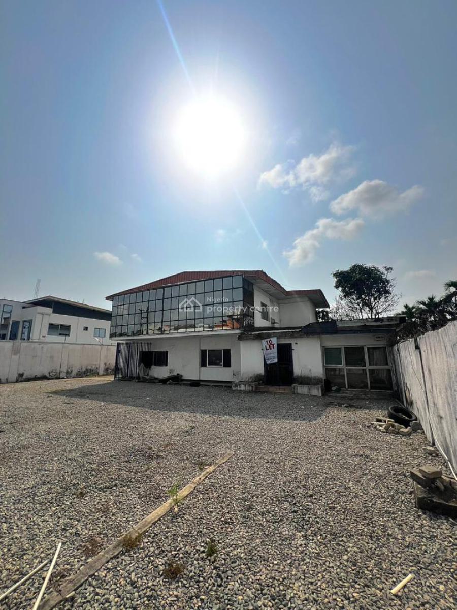 Spacious 3-bedroom Apartment Located Within a Secure Gated Estate, Osapa Lekki Lagos, Osapa, Lekki, Lagos, Block of Flats for Sale