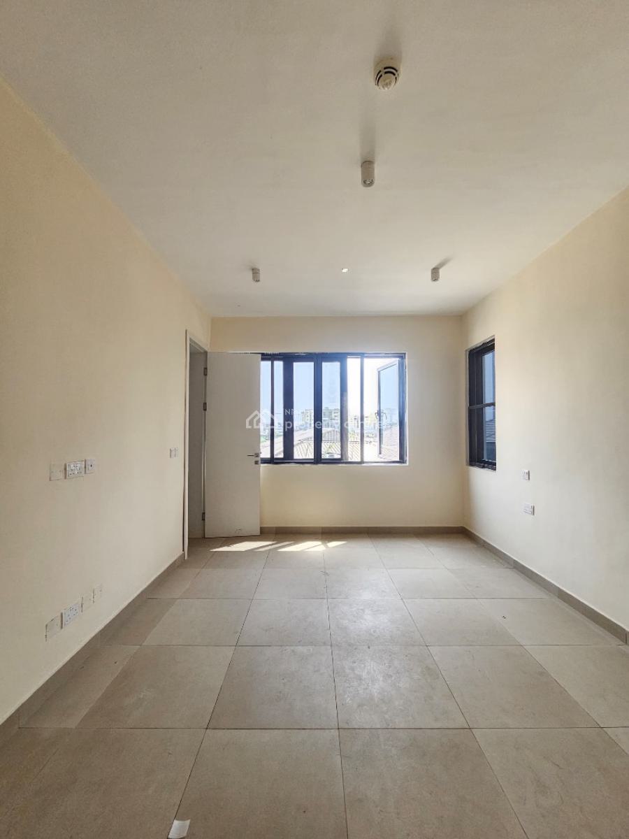 Well-built Luxury Spacious 3 Bedroom Apartment with Bq, Lekki Phase 1, Lagos, Lekki Phase 1, Lekki, Lagos, Flat / Apartment for Sale