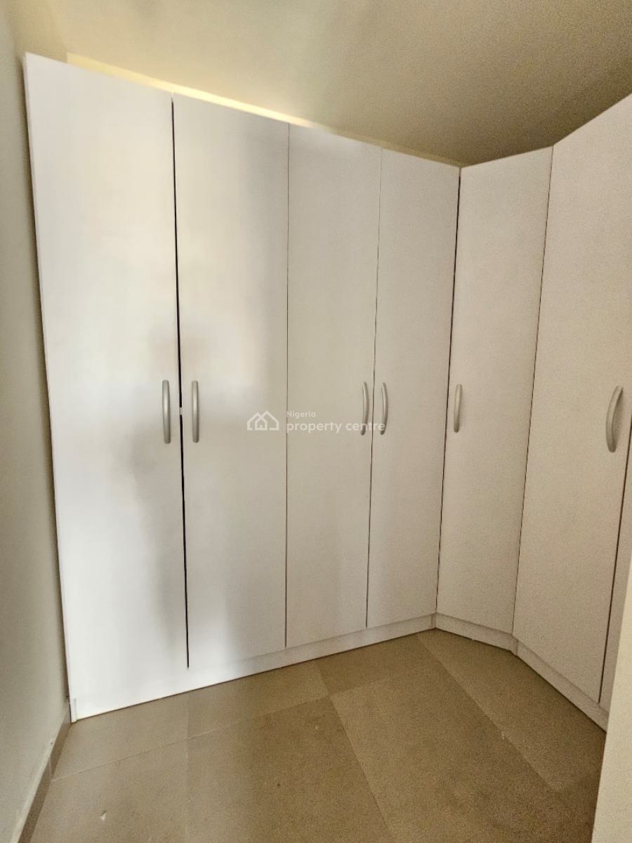 Well-built Luxury Spacious 3 Bedroom Apartment with Bq, Lekki Phase 1, Lagos, Lekki Phase 1, Lekki, Lagos, Flat / Apartment for Sale